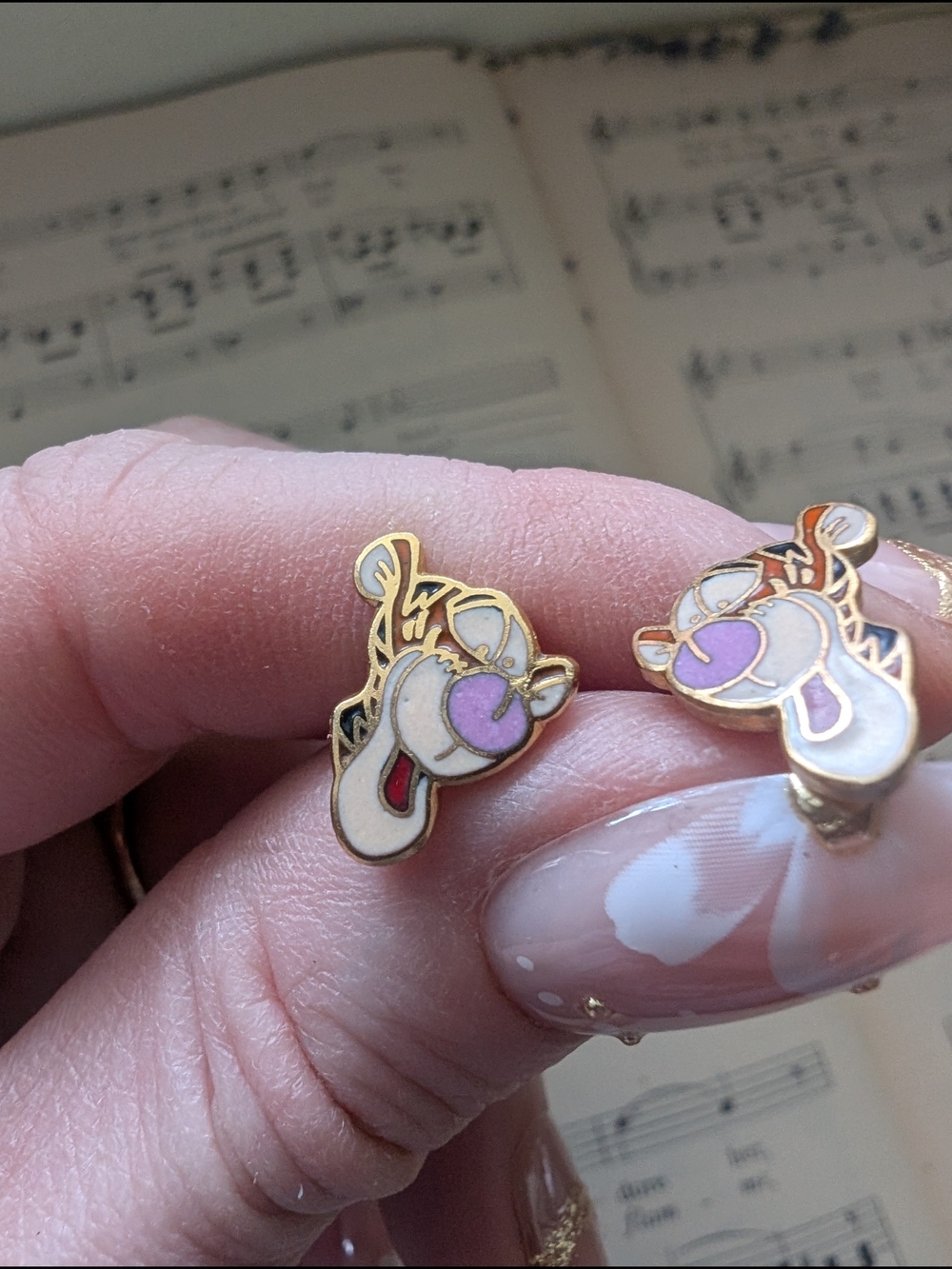 Vintage Disney Winnie The Pooh Tigger Enamel Stud Earrings